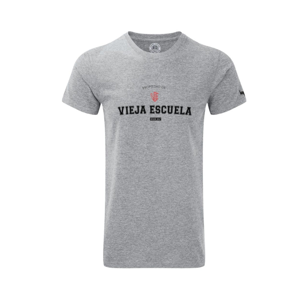 PREVENTA - Polera - Propiedad Vieja Escuela - Gris