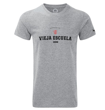 PREVENTA - Polera - Propiedad Vieja Escuela - Gris